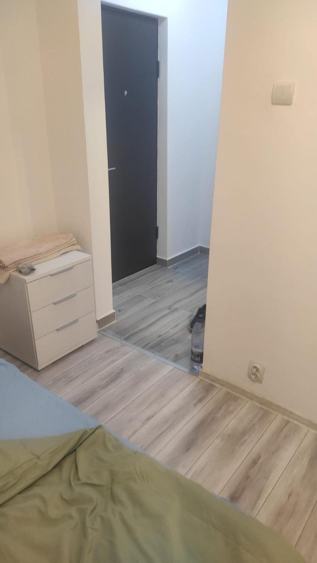 Garsoniera Turda Apartment Bagian luar foto